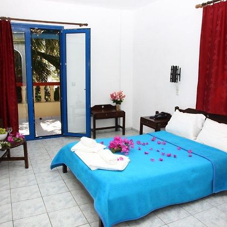 Palm Bay Hotel Сіссяв Екстер'єр фото